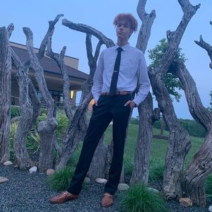 Meet your Posher, Elijah